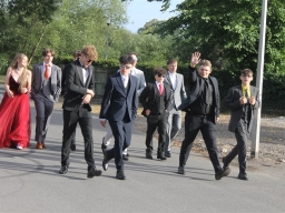 YR11 Prom 2025 - Arrivals